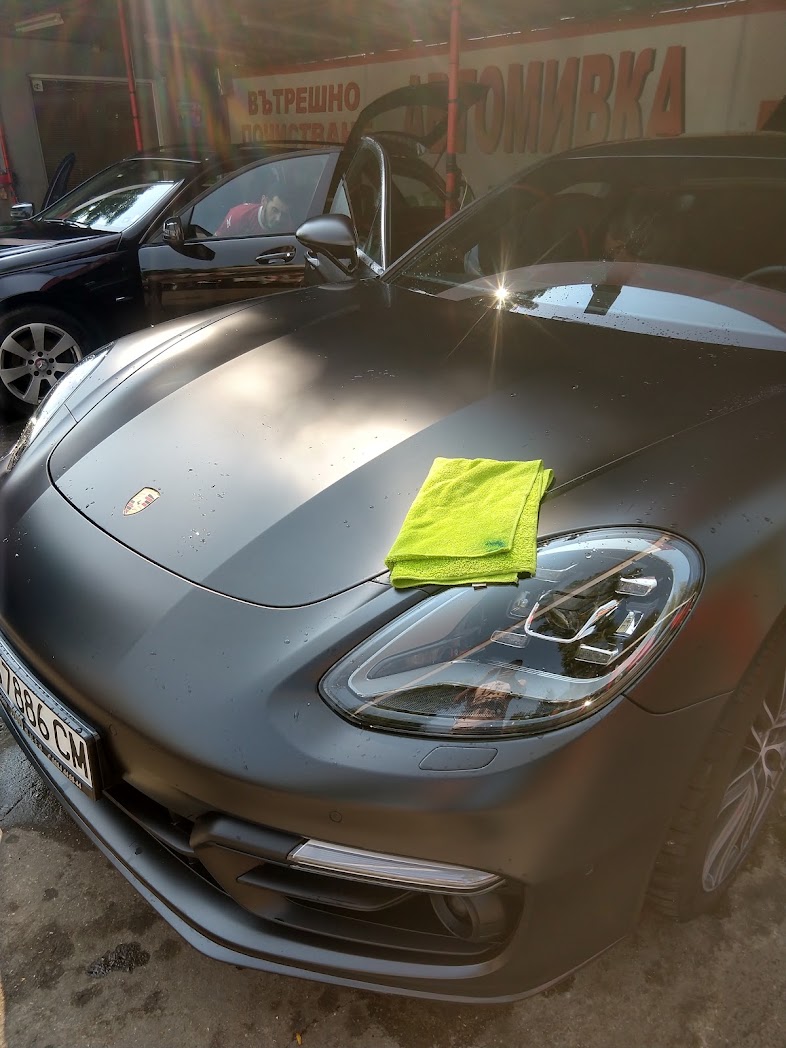 Porsche Panamera след измиване в Brilliance
